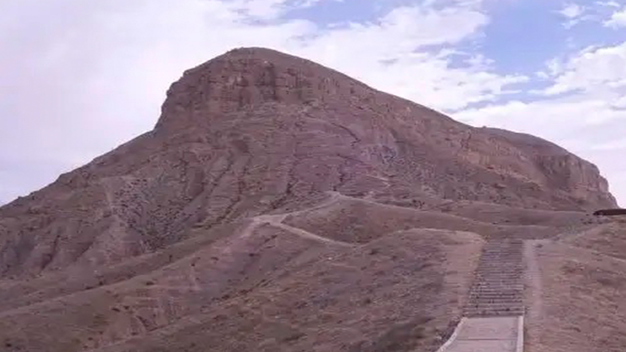 Restringen acceso a Cerro Baúl por lluvias y trabajos de conservación en Moquegua